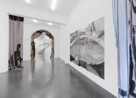 Lou, Hoyer, Künstlerin